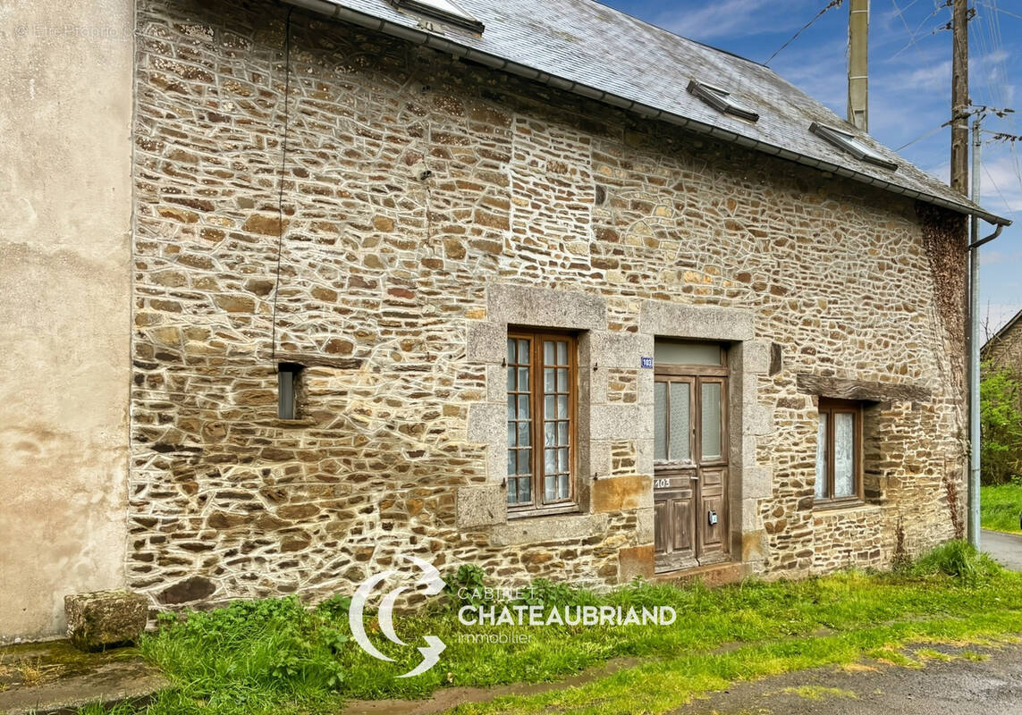 Maison à ANTRAIN