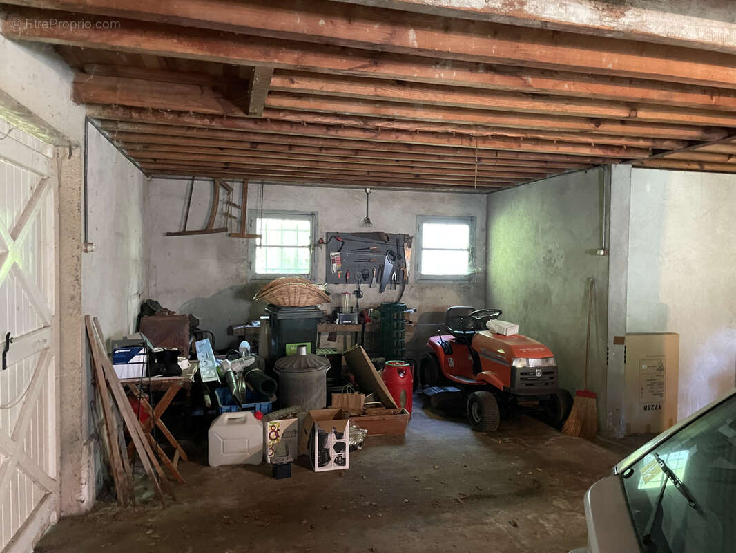 Maison à MOULIETS-ET-VILLEMARTIN