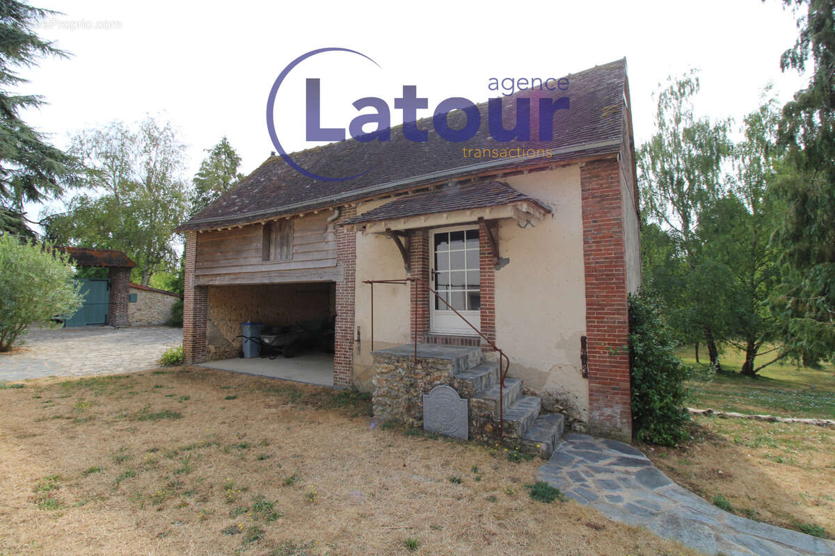 Maison ancienne avec grange en dependance - photo 15