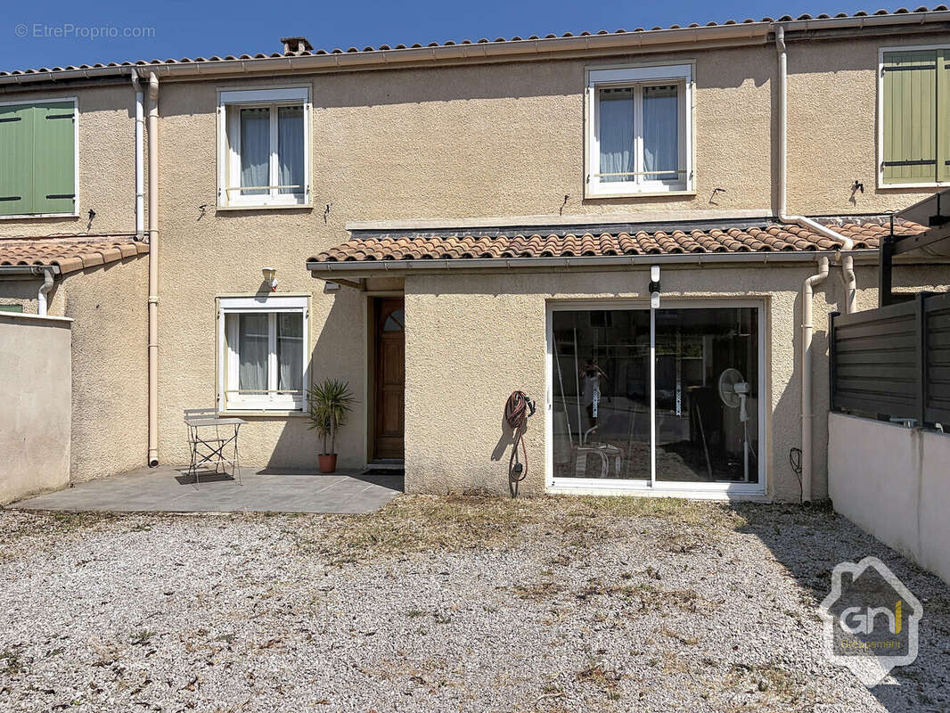 Maison de type 5 avec jardin - photo 3