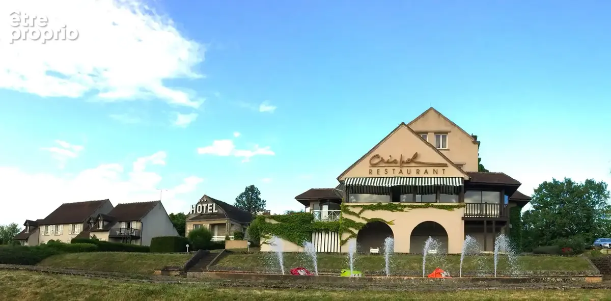 Domaine hôtelier aux portes du Morvan   Vue sur Vézelay - photo 4