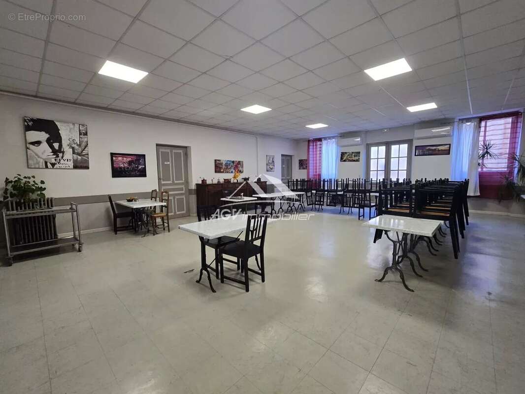 Appartement à SALINDRES