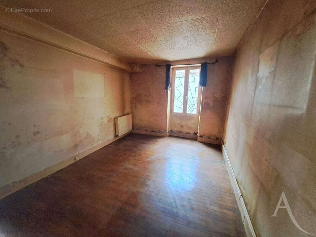 Appartement à MANTES-LA-JOLIE