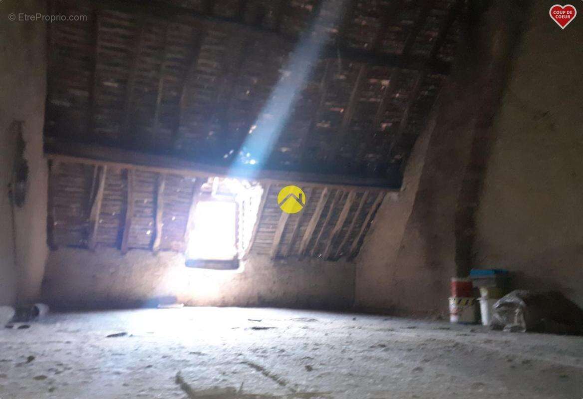 Maison à LA GUERCHE-SUR-L&#039;AUBOIS