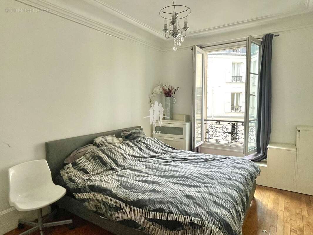 Appartement à PARIS-11E