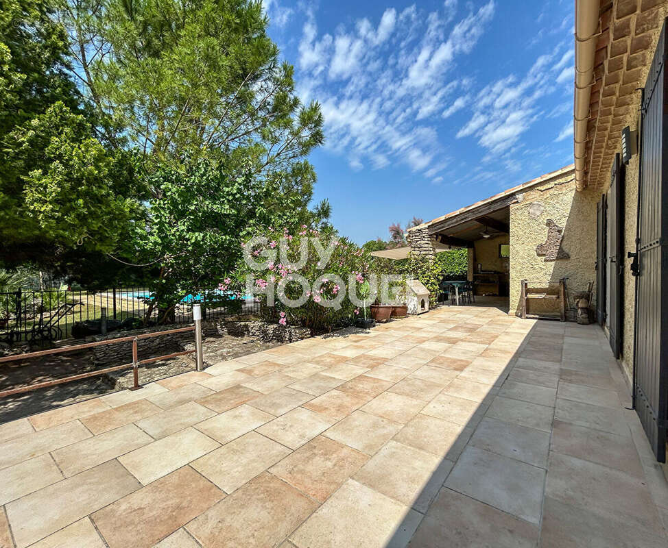 Maison à SAUMANE-DE-VAUCLUSE