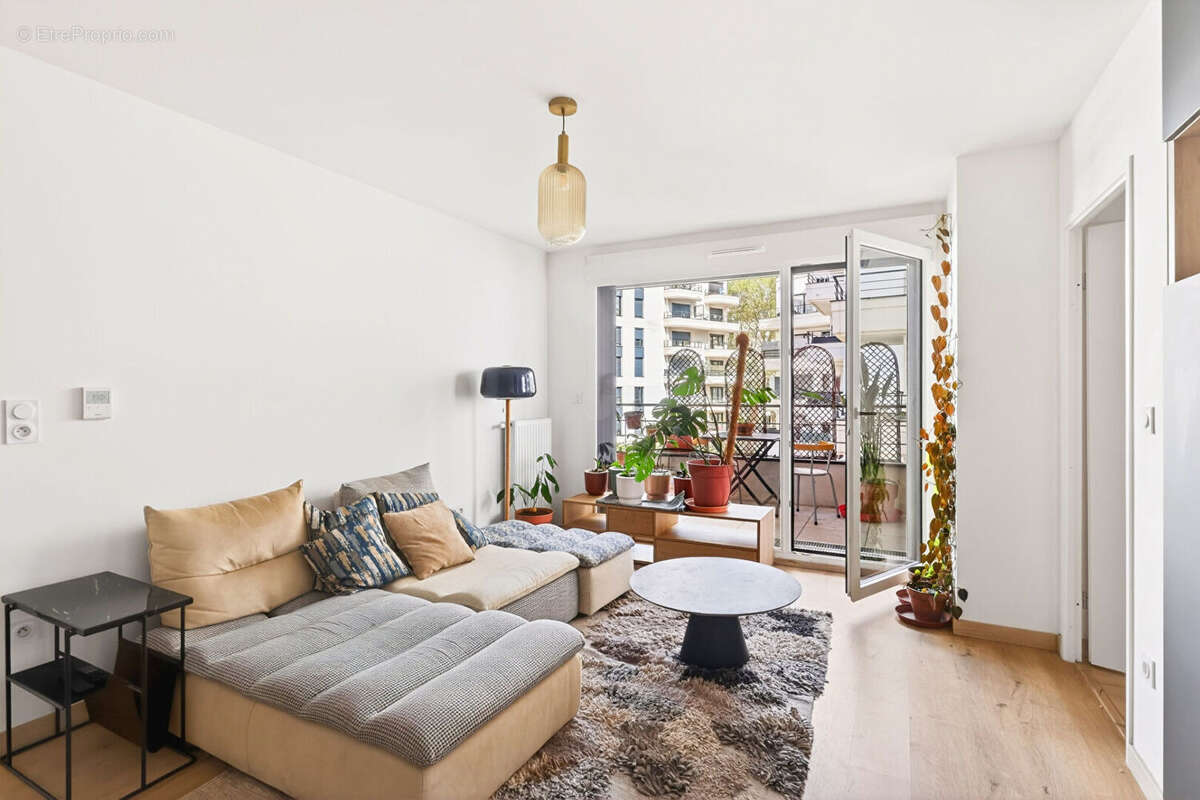 Appartement à COLOMBES