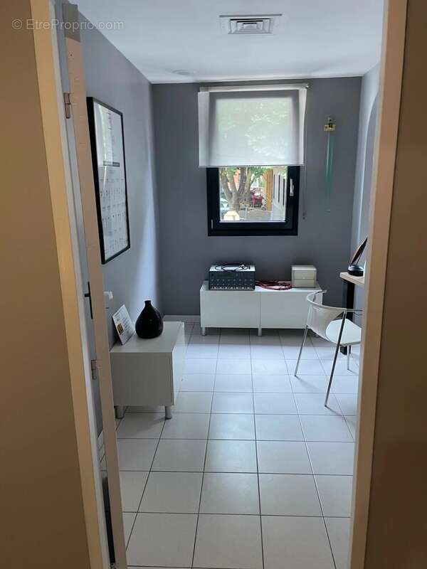 Commerce à NARBONNE