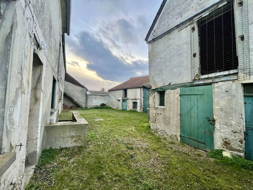 Maison à LES ALLUETS-LE-ROI