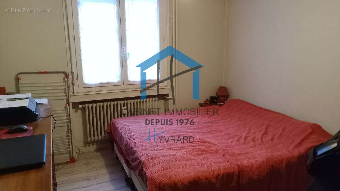 F1 bis de 30.22 m2 en rez de chaussée surélevé Investissement locatif - photo 3