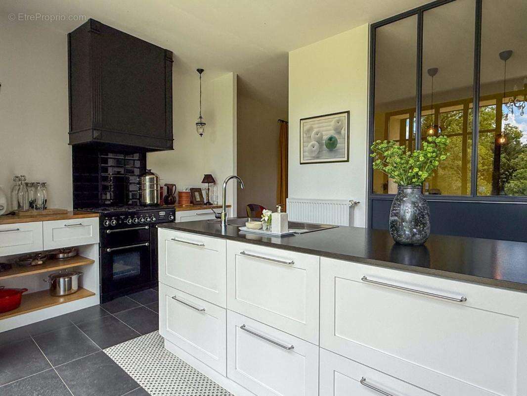 Maison à VALENCE-SUR-BAISE