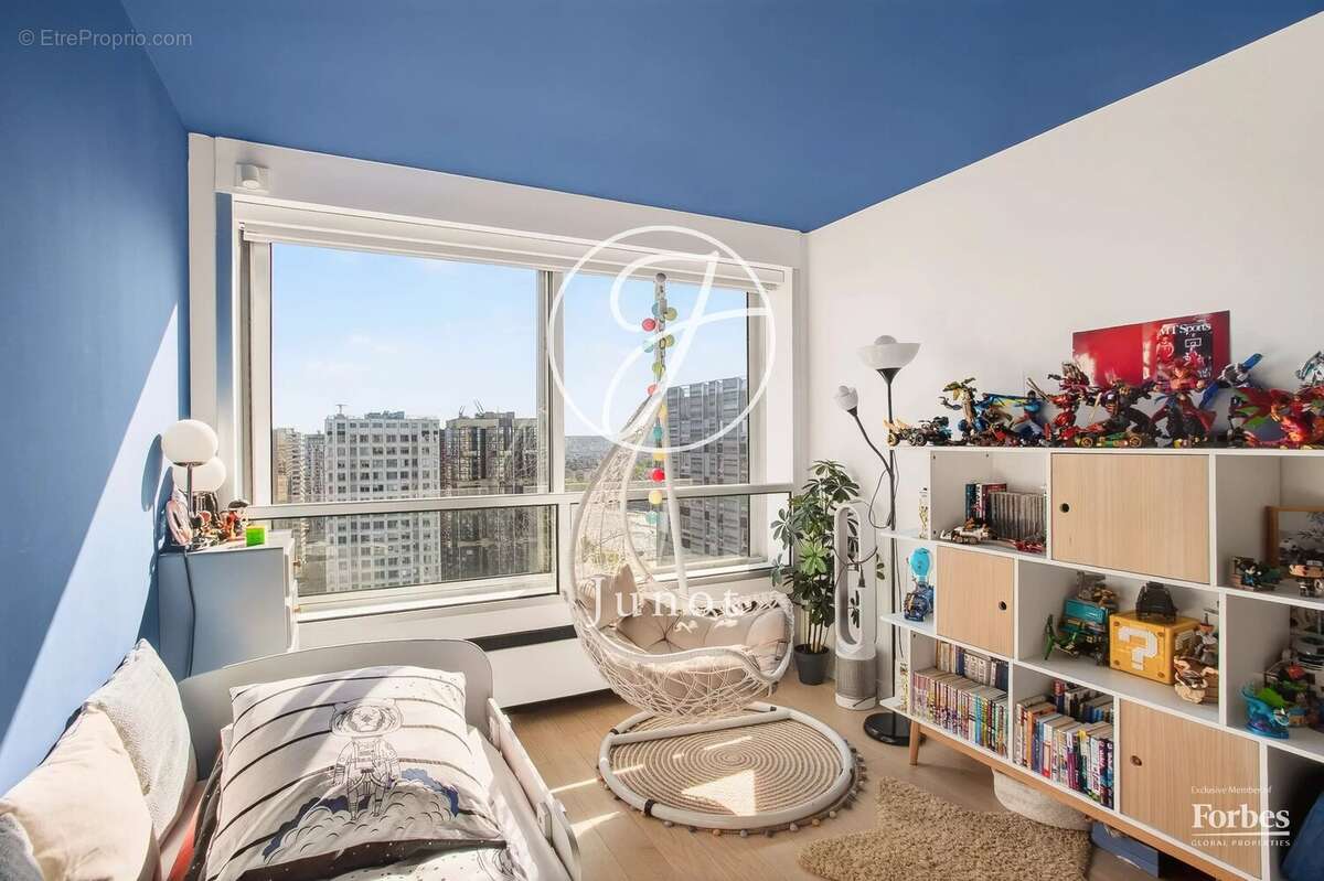 Paris 15e - TOUR DE MARS / QUAI DE GRENELLE - Appartement - 5 pièces - 114,58m² Carrez - 3 chambres - Vue exceptionnelle - Expos - photo 17