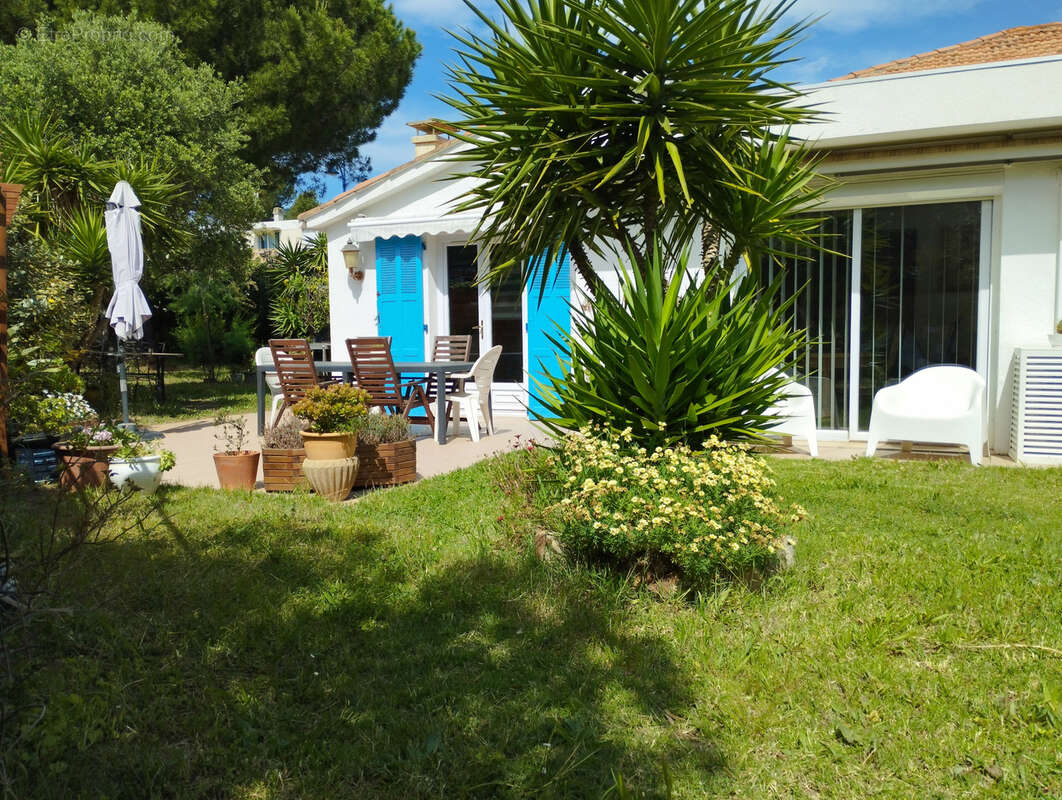 Maison à HYERES