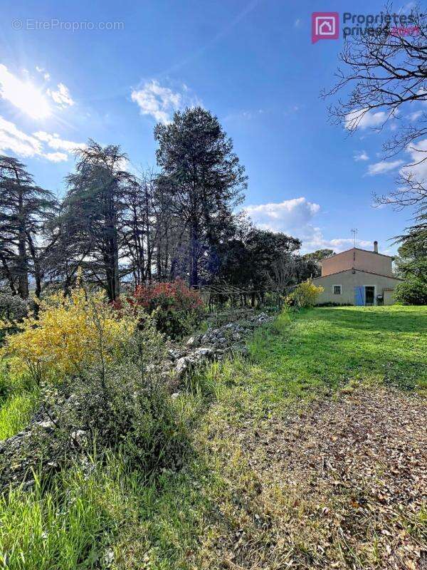Maison à SAINT-MAXIMIN-LA-SAINTE-BAUME