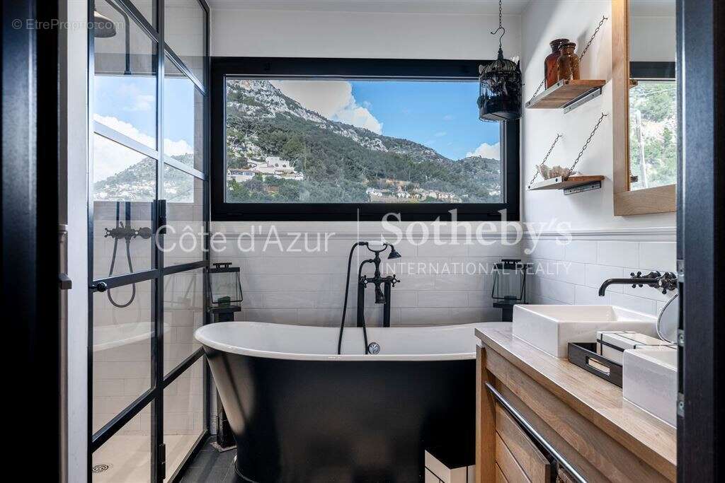 Maison à BEAUSOLEIL