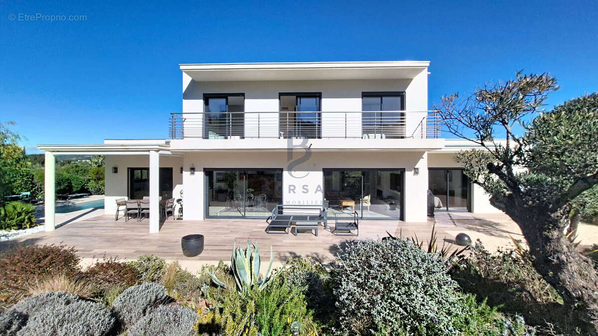 Maison à SAINT-RAPHAEL