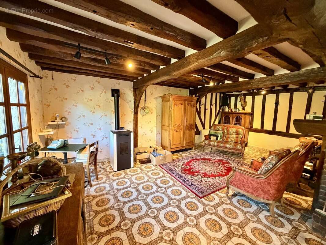 Maison neo-norman de 3ch - 7ha de terrain dont foret - sous-sol - photo 4