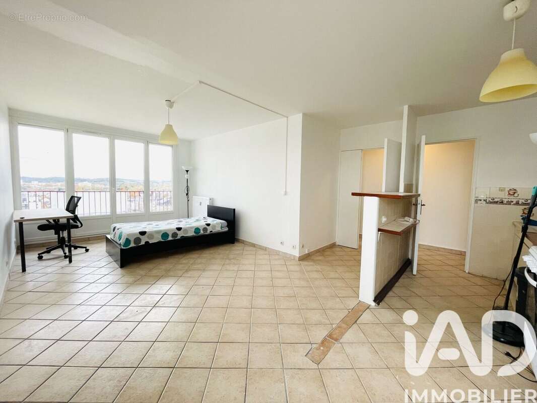 Photo 2 - Appartement à COMPIEGNE
