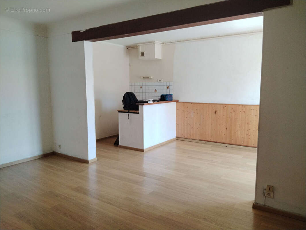 Maison de Ville Centre bourg MENESPLET - photo 9