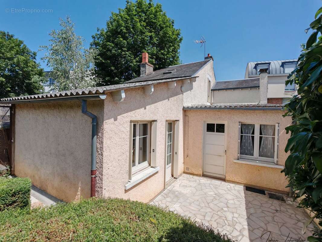 Maison à POITIERS