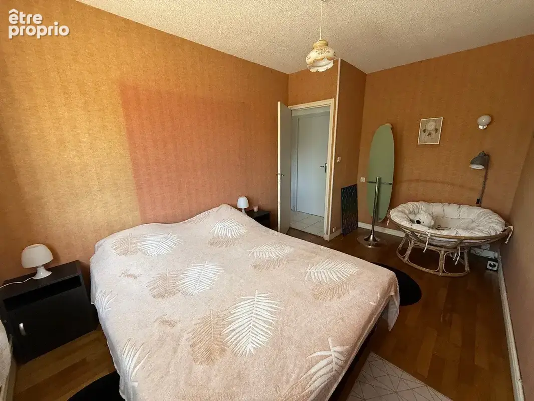 Maison 6 pièces 105 m² à vendre à Thizay (36100) - photo 8