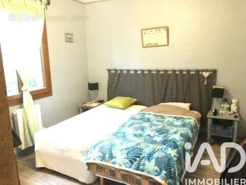 Maison 145 m² à Saint-Martin-De-Laye  - photo 5