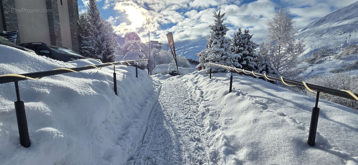 Commerce à SAINT-JEAN-DE-BELLEVILLE