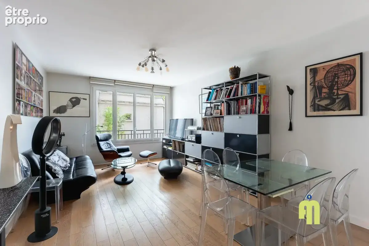 Appartement à PARIS-12E