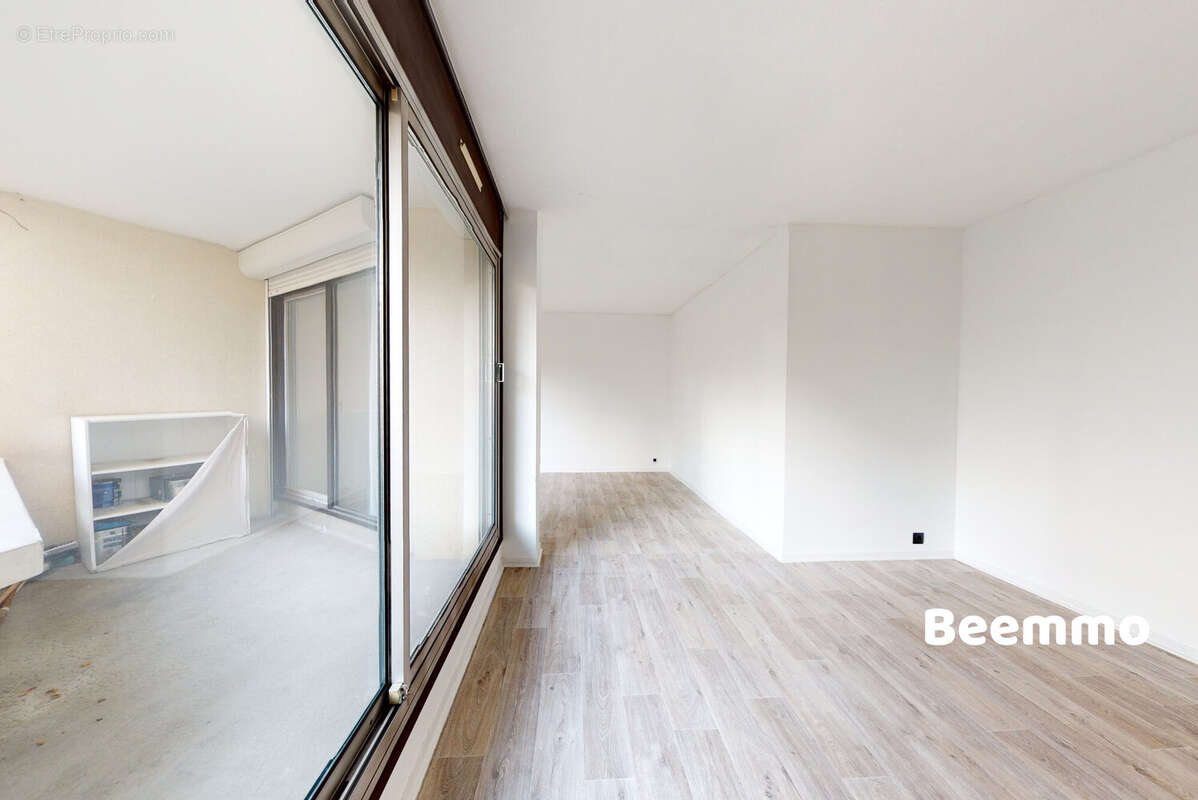 Appartement à ROSNY-SOUS-BOIS