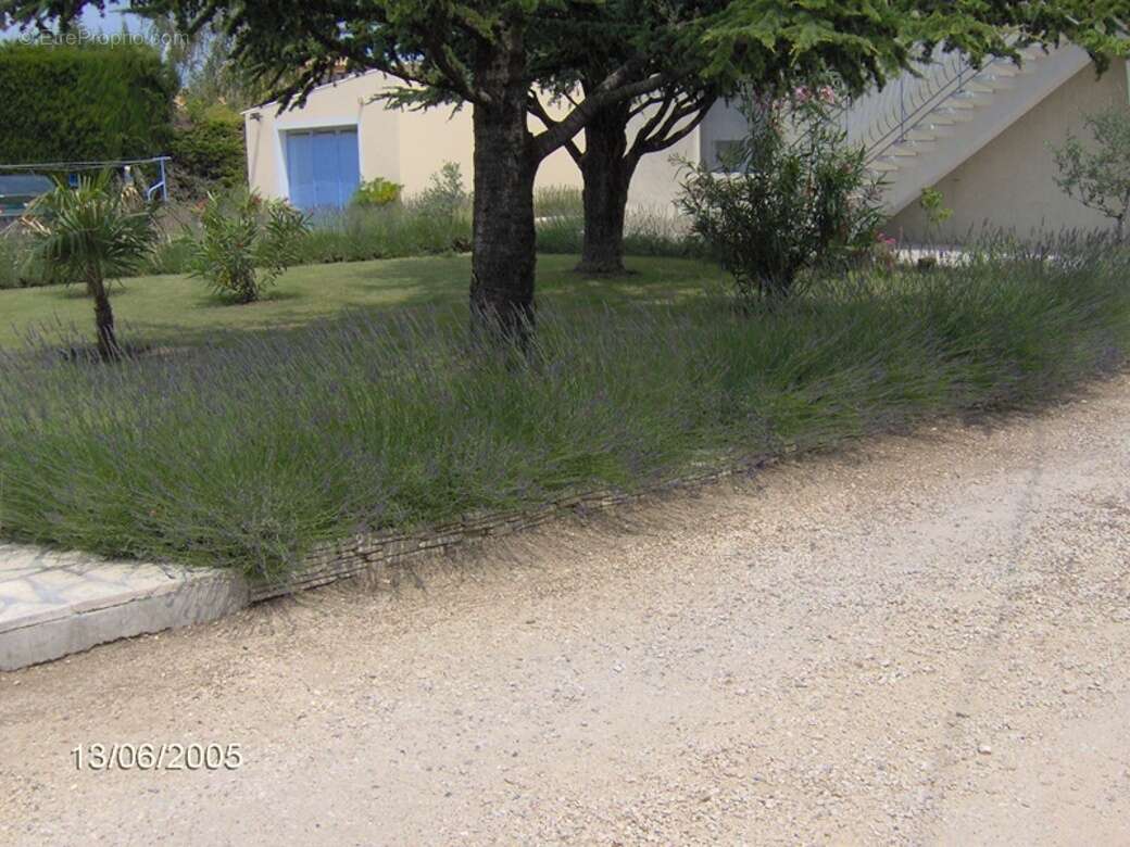 Appartement à PIERRELATTE