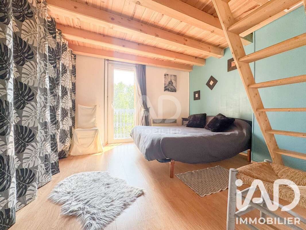 Maison 42 m² à Saint-Felix-De-Sorgues  - photo 5