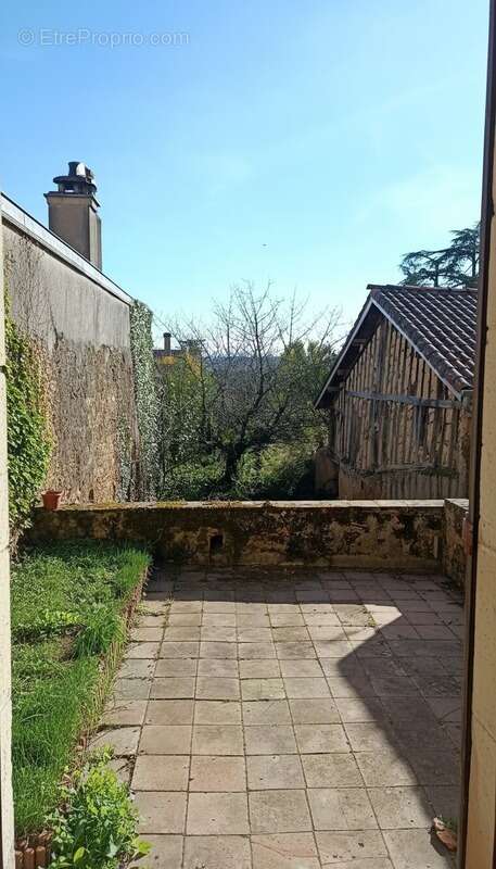 Maison à LE HOUGA