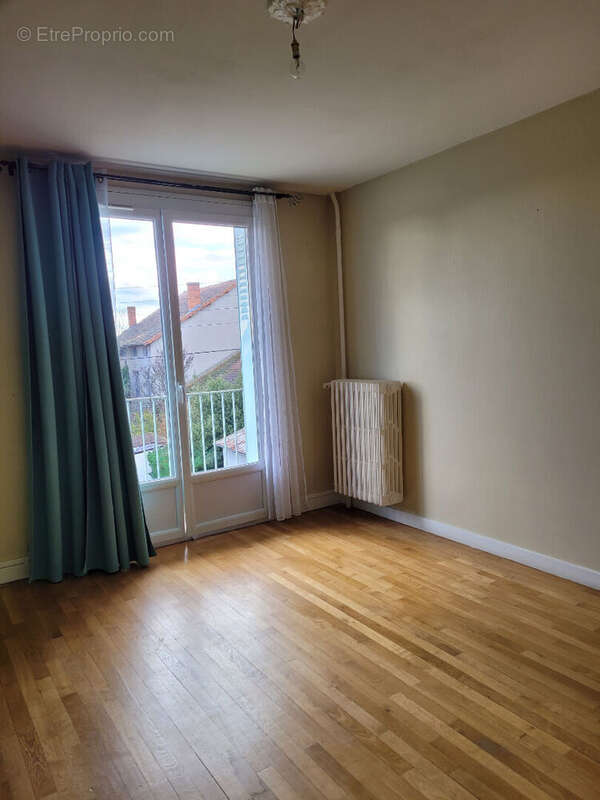 Appartement à VARENNES-SUR-ALLIER