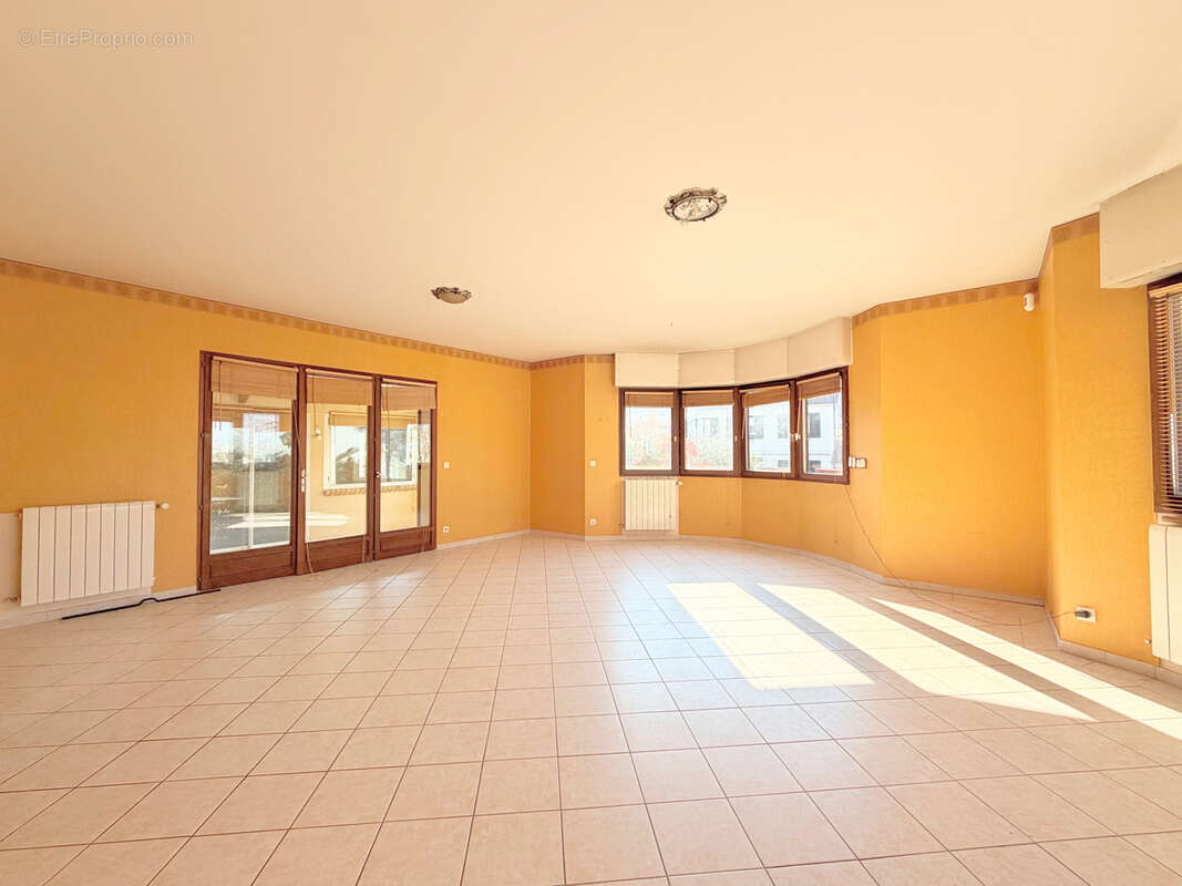 Maison à RUEIL-MALMAISON