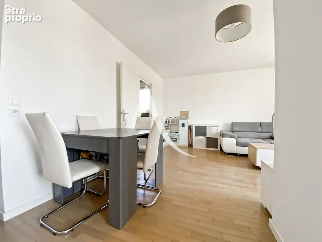 Appartement Bois D Arcy 3 pièce(s) 65.21 m2 - photo 3
