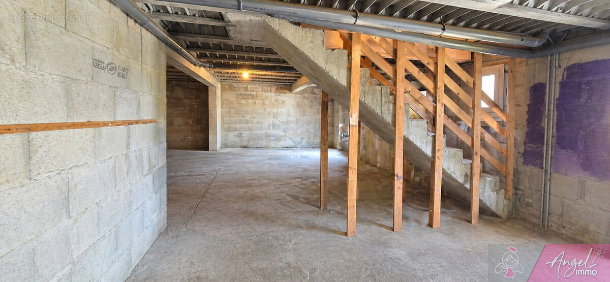 Maison romange sur terrain de 2427 m2 - photo 20