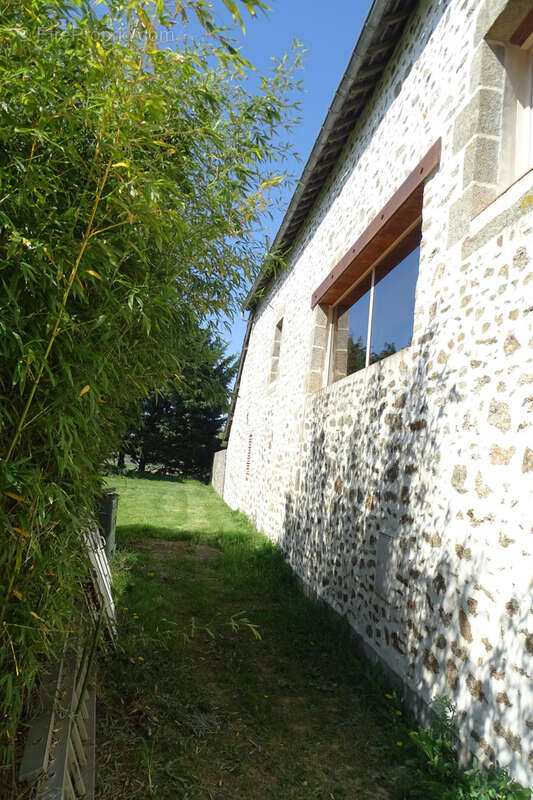 Maison à MARTIGNE-SUR-MAYENNE