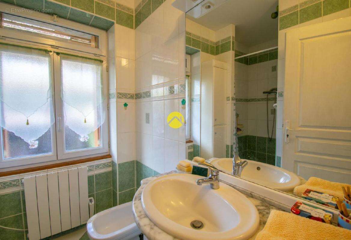 Maison 4 chambres avec jardin - photo 7