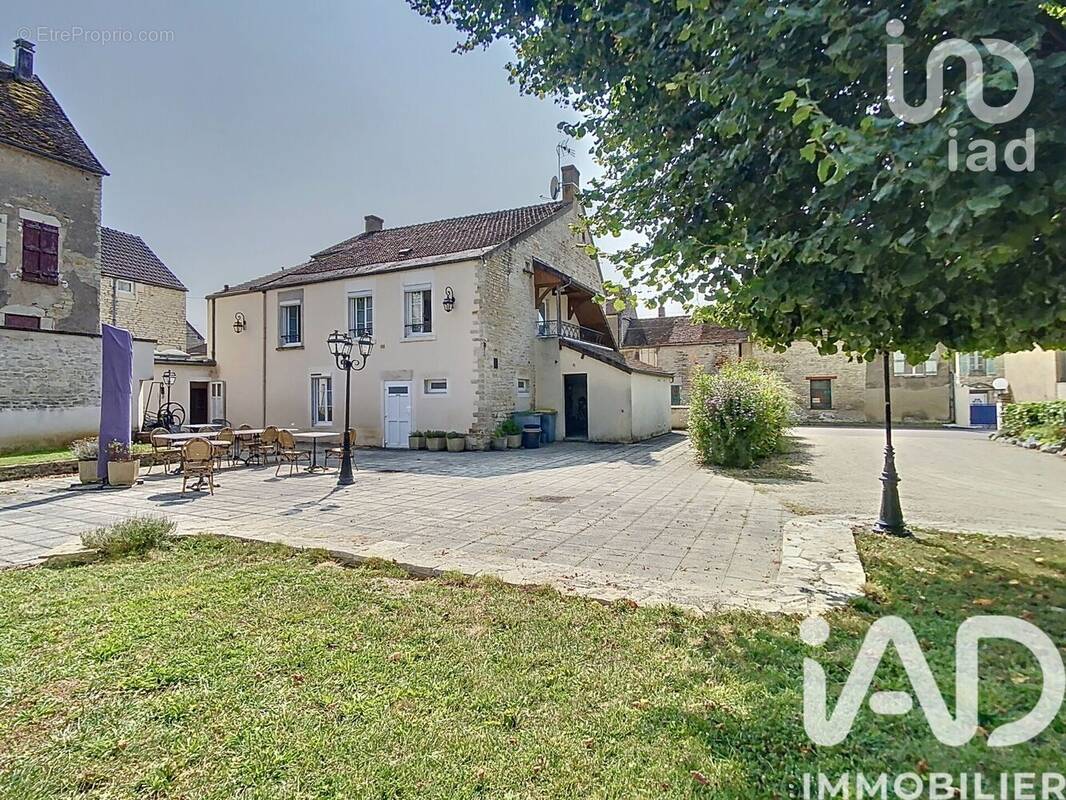 Photo 1 - Maison à ARCY-SUR-CURE