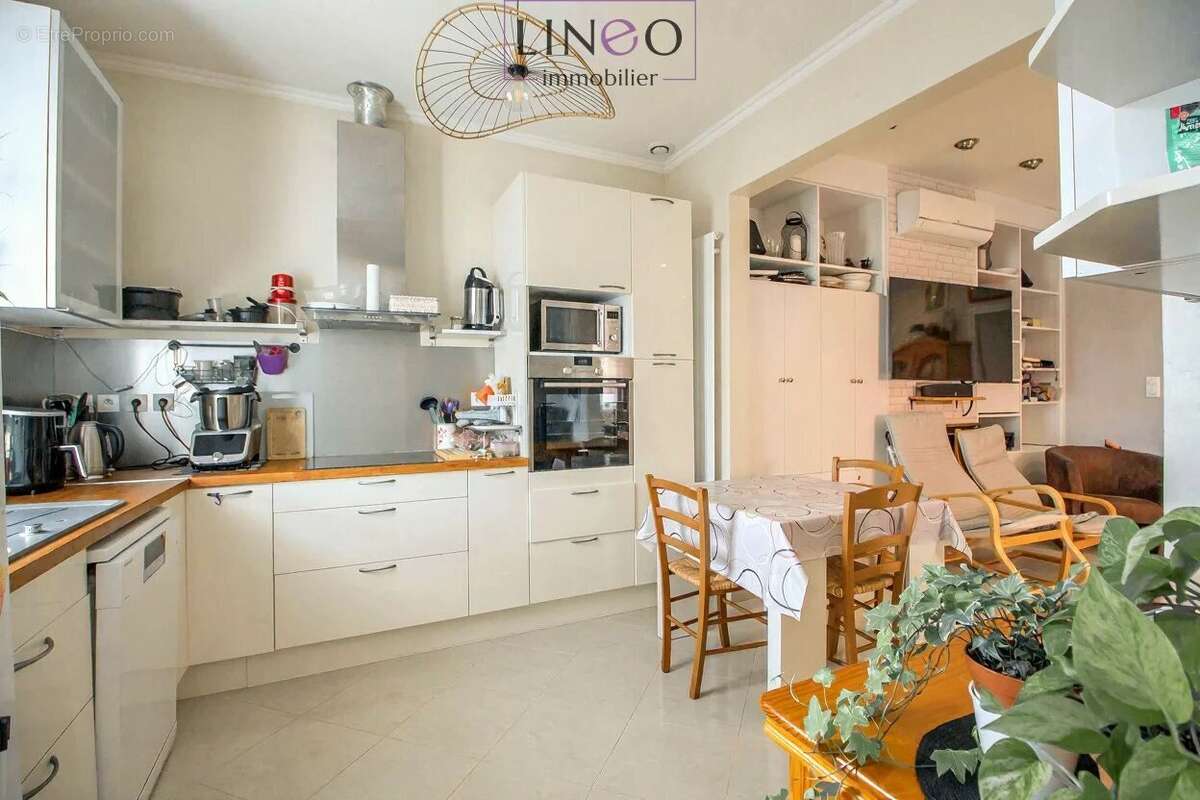 Maison à CHOISY-LE-ROI