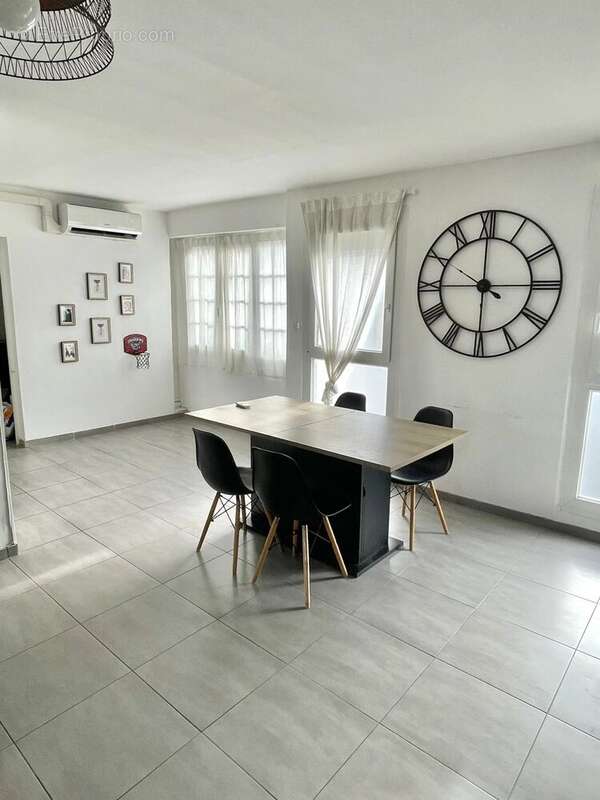 Appartement à VITROLLES