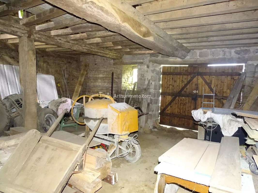 Maison à CHAMPSECRET