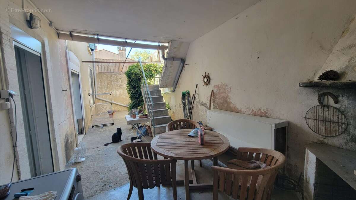 Maison 180 m² à Trausse  - photo 9