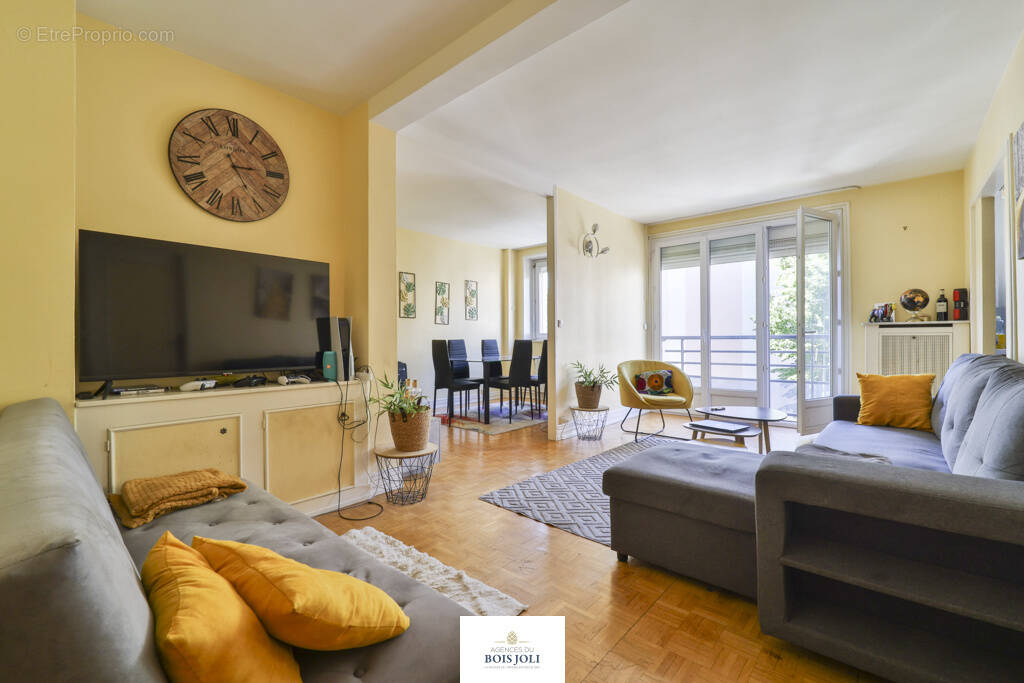 Appartement à ISSY-LES-MOULINEAUX
