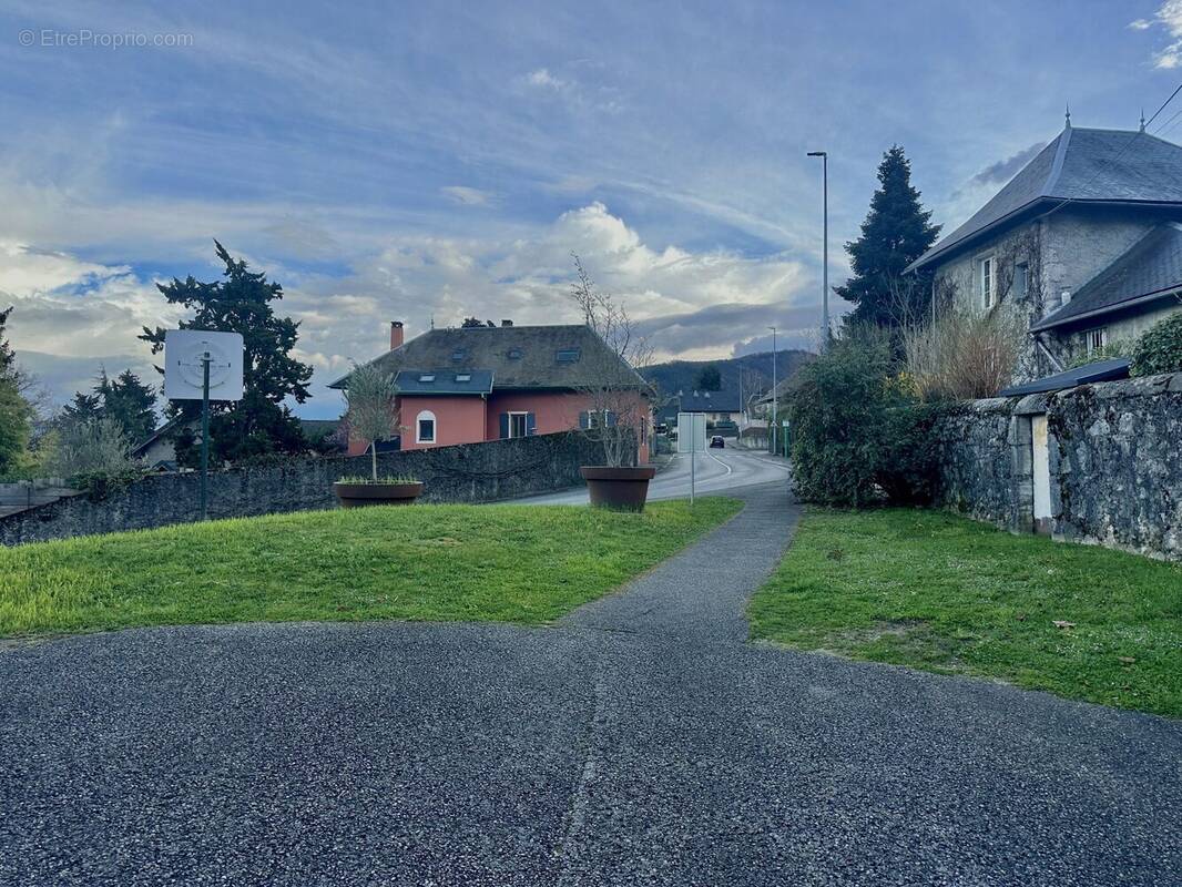 Appartement à BARBERAZ