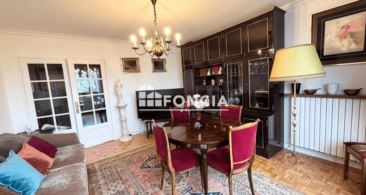 Appartement à EPINAY-SUR-SEINE