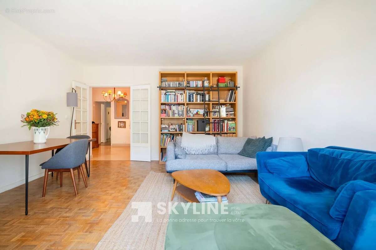 Appartement à MARSEILLE-5E