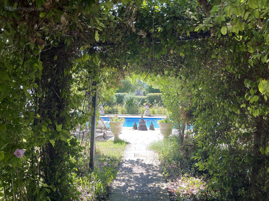 Maison à COULOUNIEIX-CHAMIERS