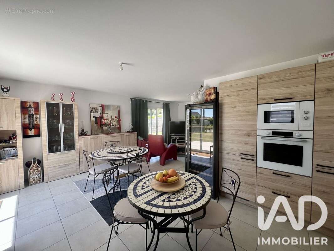 Maison 70 m² à Plozevet  - photo 2