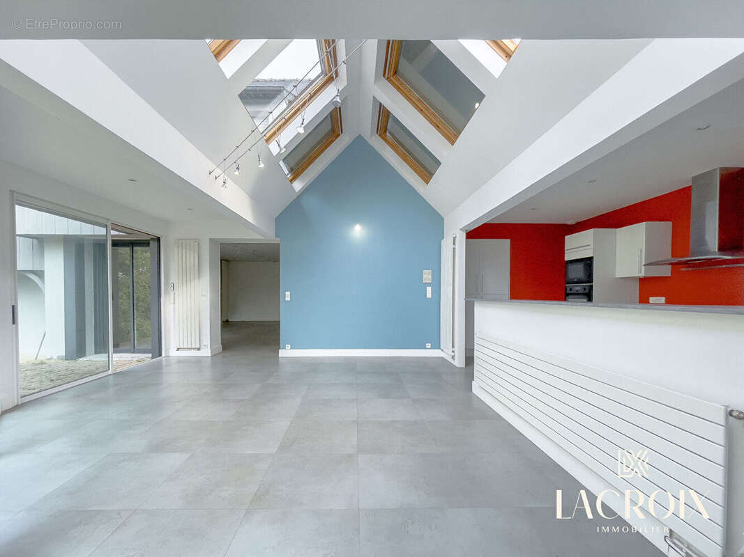 A vendre - maison 7 pièces - la chapelle des fougeretz - photo 6